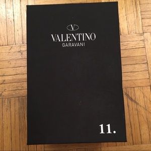 Valentino Garavani shoe box only
